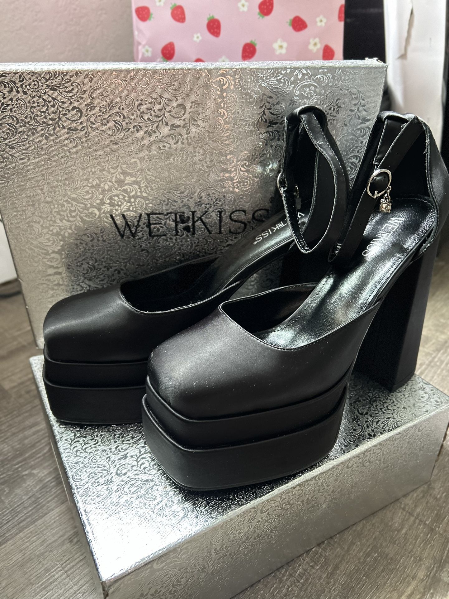 WETKISS Satin Chunky Platform Heels