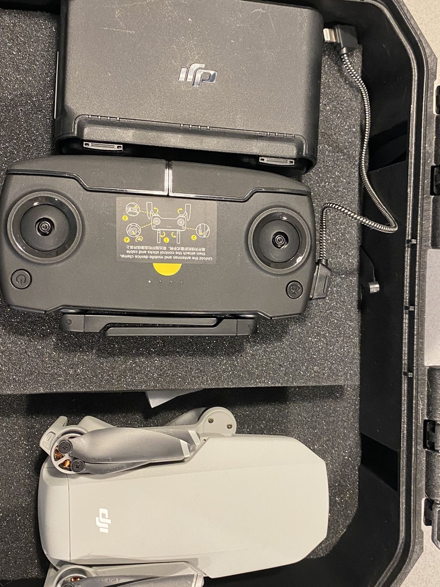 DJI - Mavic Mini - Includes Hard Case, Additional Batteries And (3) Battery Charging Dock