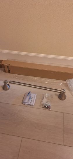 MOEN Towel Bar 18"