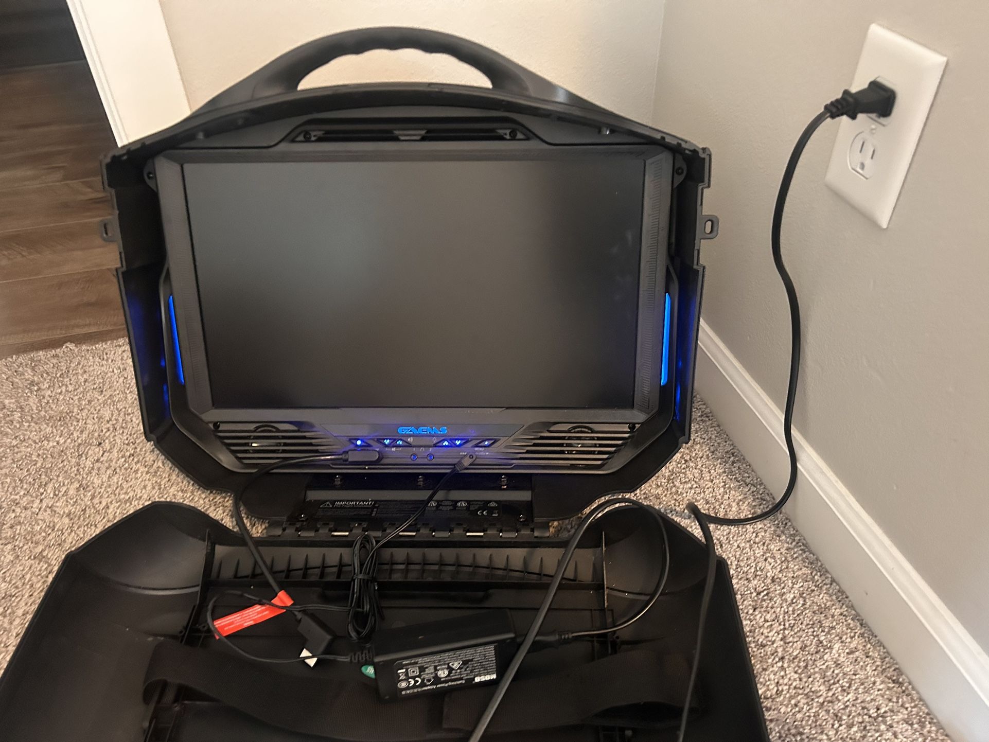 GAEMS Vanguard Portable Gaming Case 19” Monitor W/Power Supply