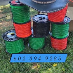 tengo rollos de Hilo Para cortar pasto.  son rollos de 3 libras de diferentes colores y disen̈os 