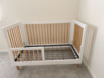 Babyletto Lolly White & Wood 3-in-1 Convertible Crib