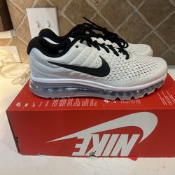 Airmax 2017 brand new size 8