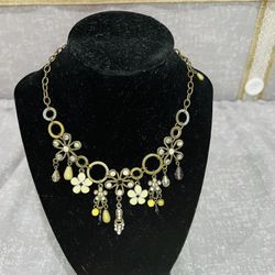 White Vintage Handmade Necklace 