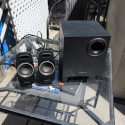 SPEAKERS, CREATIVE A250 COMES WITH LEFT AND RIGHT SPEAKERS