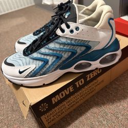 Men Nike Air Max TW Size 10 