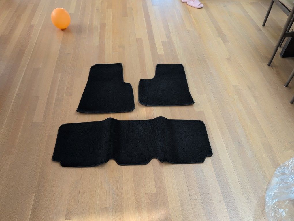 NEW: Tesla Model S Mats
