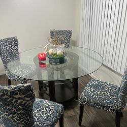 Dining Room Table 