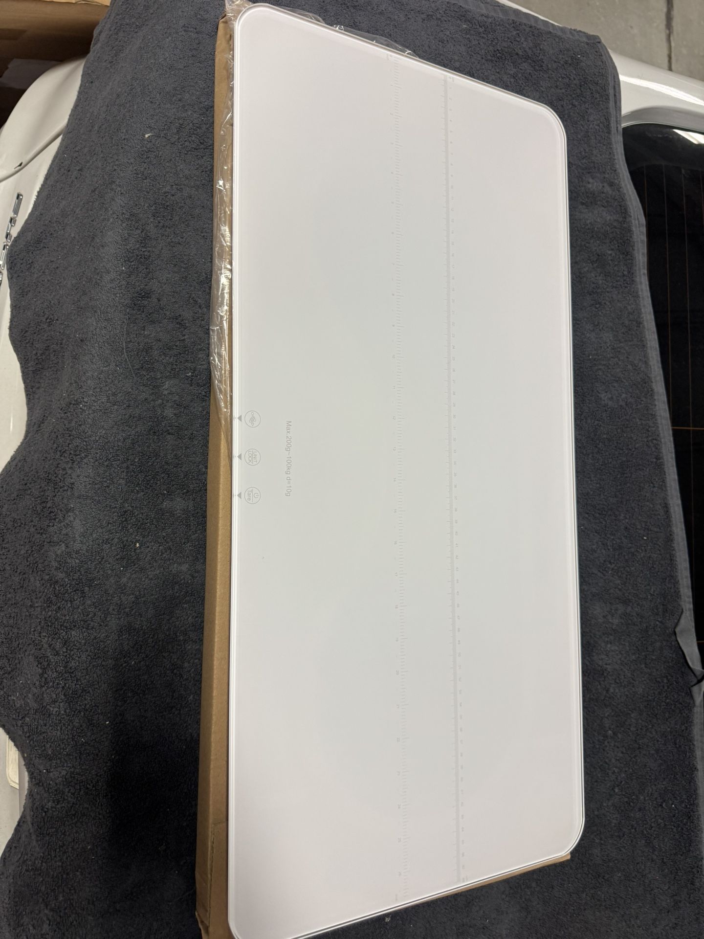 Dog Scale for Medium Dogs & Large cat, Digital pet Scale,Maximum Weight：220Lbs