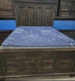 King size frame with drawers in the front (350.00)
