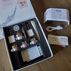 Sistaco Nail System. Manicure.