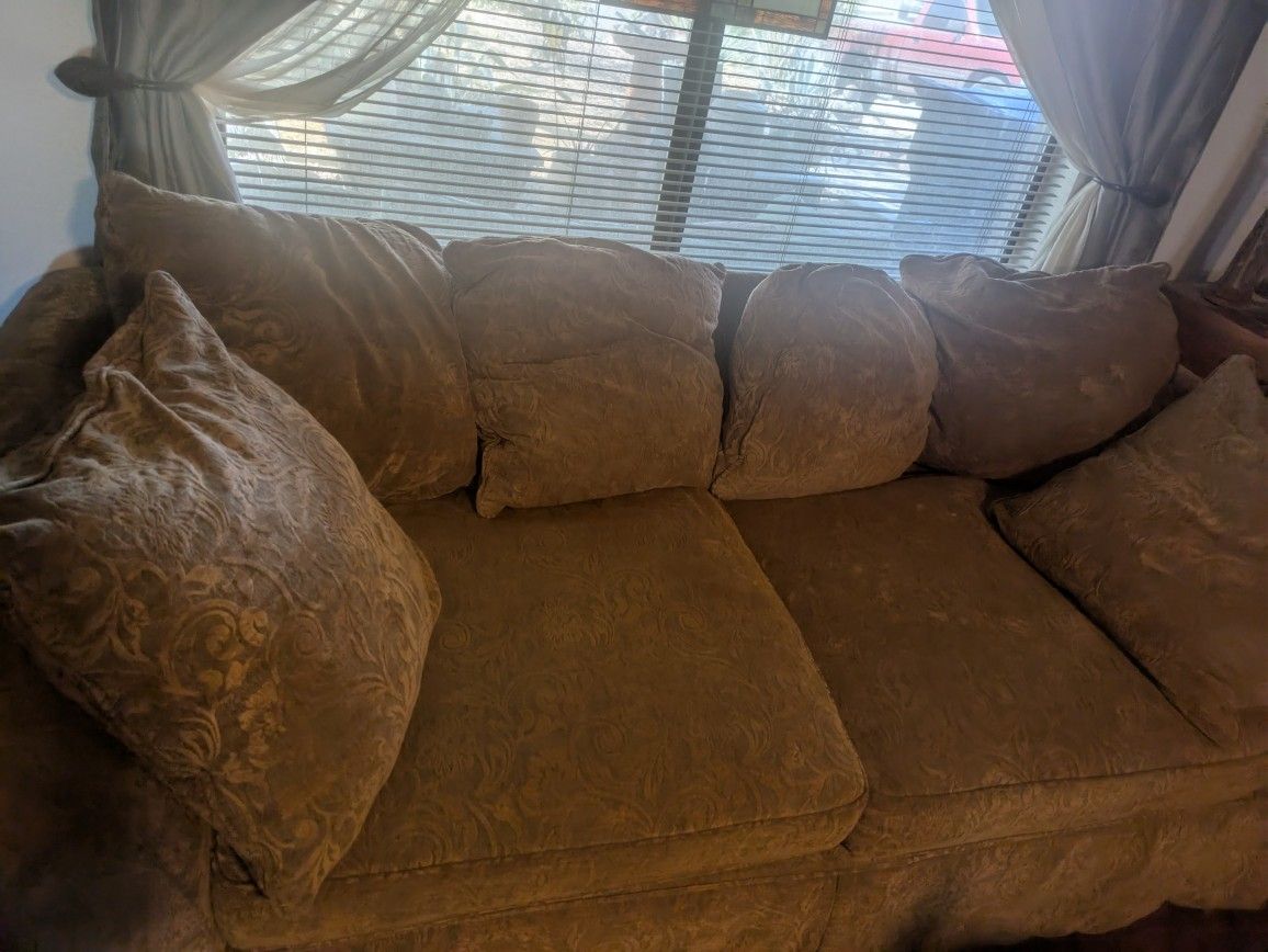 Matching Highend Couch And Chair Oversized