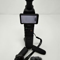 DJI Osmo Pocket 3 Creator Combo