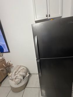 Stainless steel refrigerator