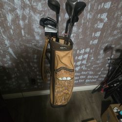 GOLF CLUBS W/ GOLF BAG (10 CLUBS SET)