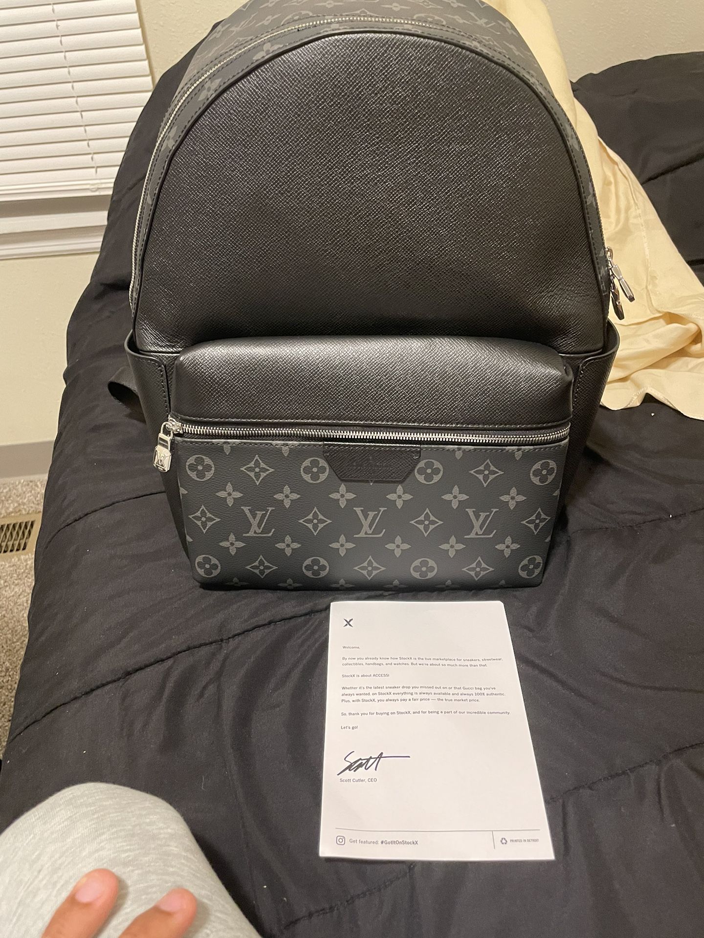LOUIS VUITTON DISCOVERY BACKPACK