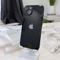 iPhone 13 Unlocked crack screen 128gb as is