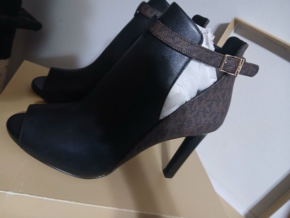 Michael Kors Ankle Bootis