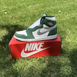 Air Jordan Retro 1 High OG “Gorge Green ” 