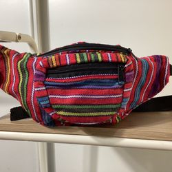 Three compartment fabric fanny pack multicolored