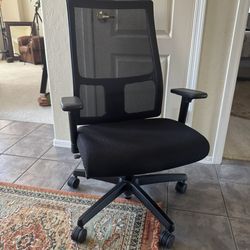 Hon Ignition black mid-back task chair (read description for details) HEAVY