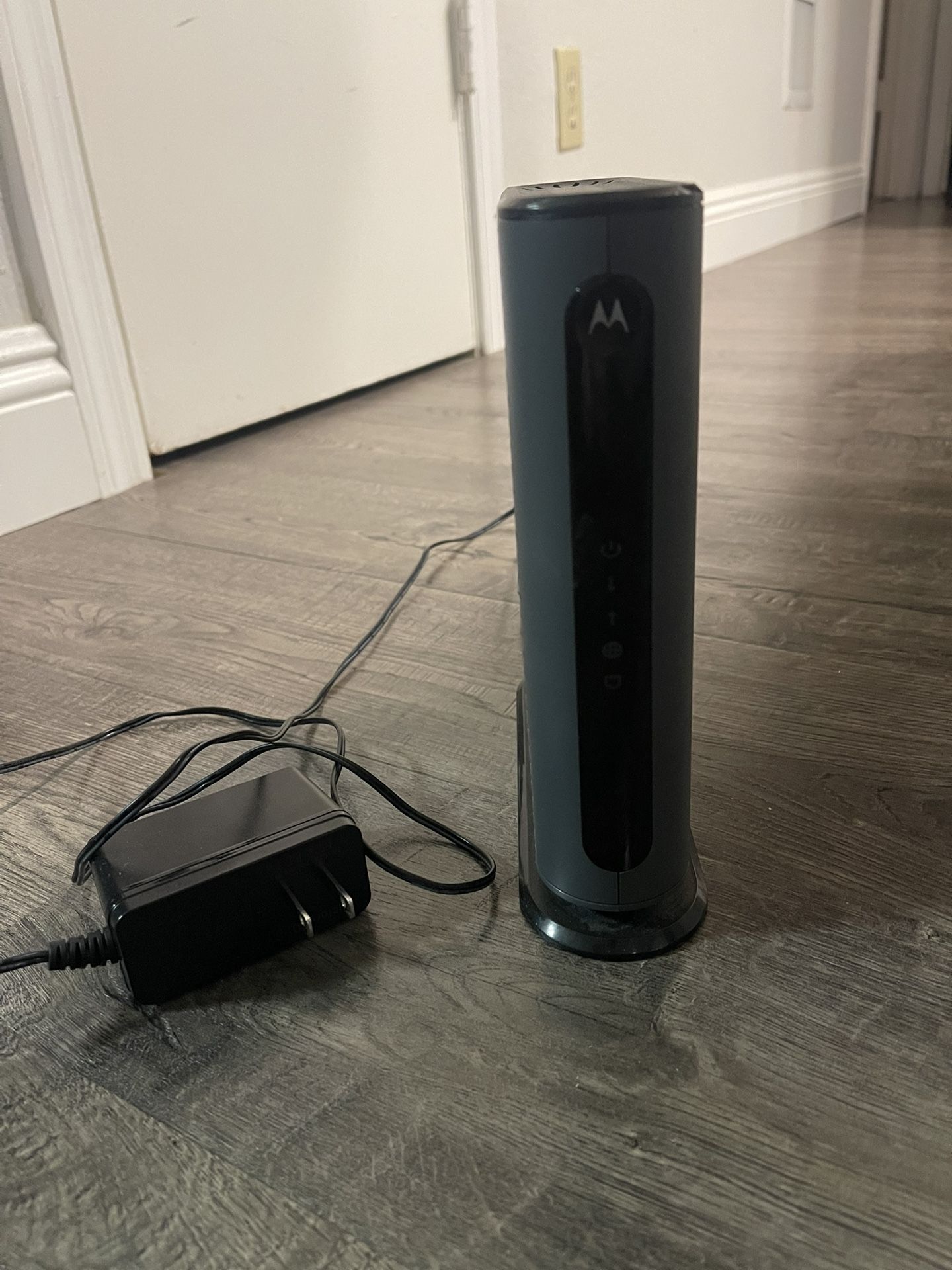 Motorola MB8600 DOCSIS 3.1 Cable Modem