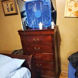 Cherry Oak Wood Dresser 