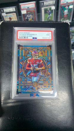 2025 Mosiac Mahomes Stained Glass 13