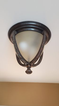 2 Ceiling Light Fixtures