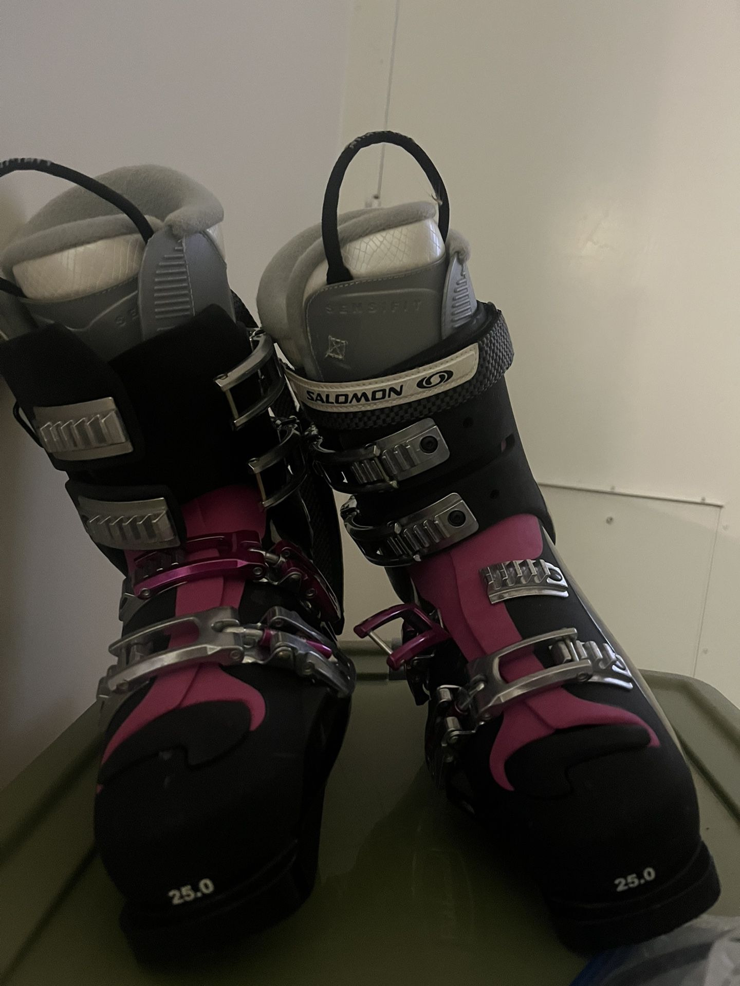 Worn Once— Salomon Ski Boots!
