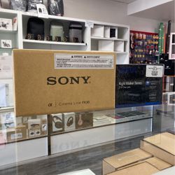 Sony FX30 With Sirui 16mm Cine Lens Limited Time Sale!