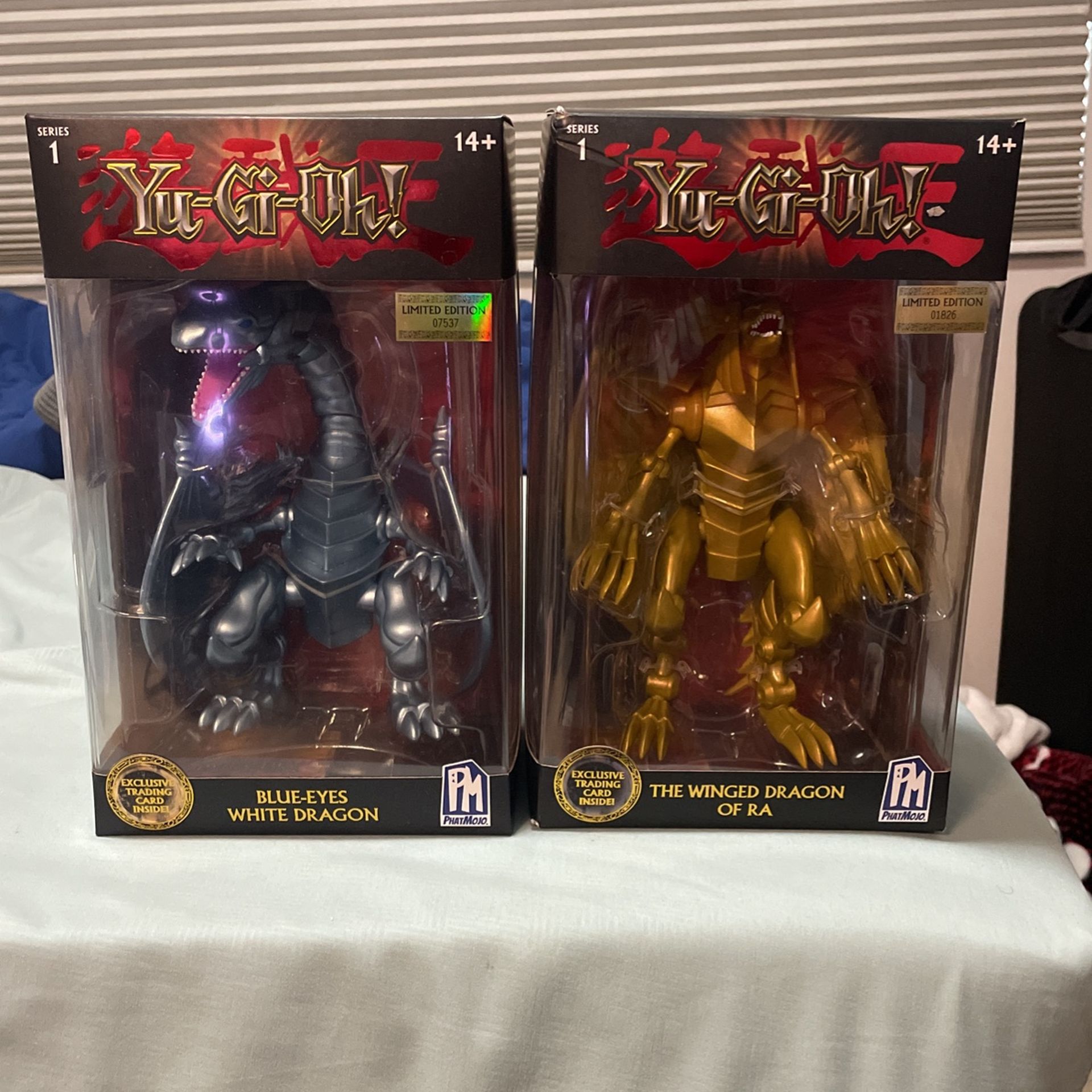 Yu-Gi-Oh! Phatmojo Series 1 Limited Edition Figure (Blue Eyes White Dragon & Winged Dragon Of Ra)
