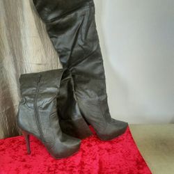 SEXY THIGH HIGH BOOTS SIZE 10