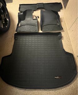 WeatherTech Floor Mats and Cargo Liner Set