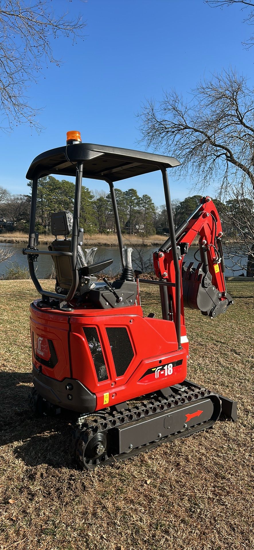 2 Ton Diesel Excavator.