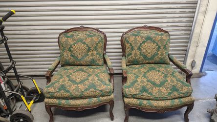 Set Of Living Room Chairs