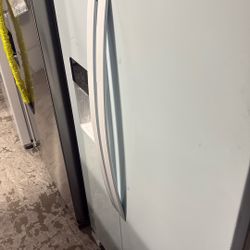 Whirlpool Side By Side Refrigerator 