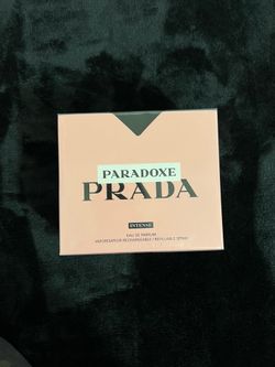 Prada Paradoxe