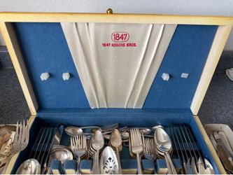 1847 Roger’s silver service set