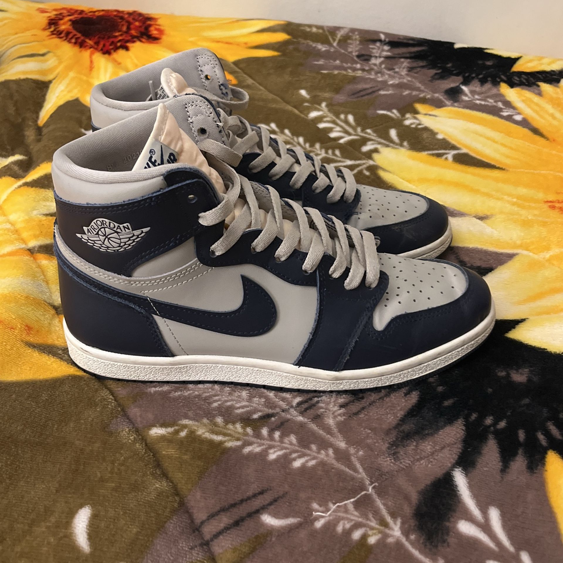 High 85 Georgetown Size 8.5