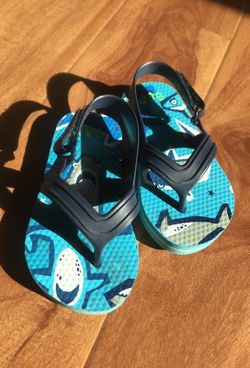 GAP Sandals