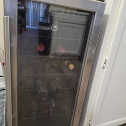 SPT Wine Fridge 