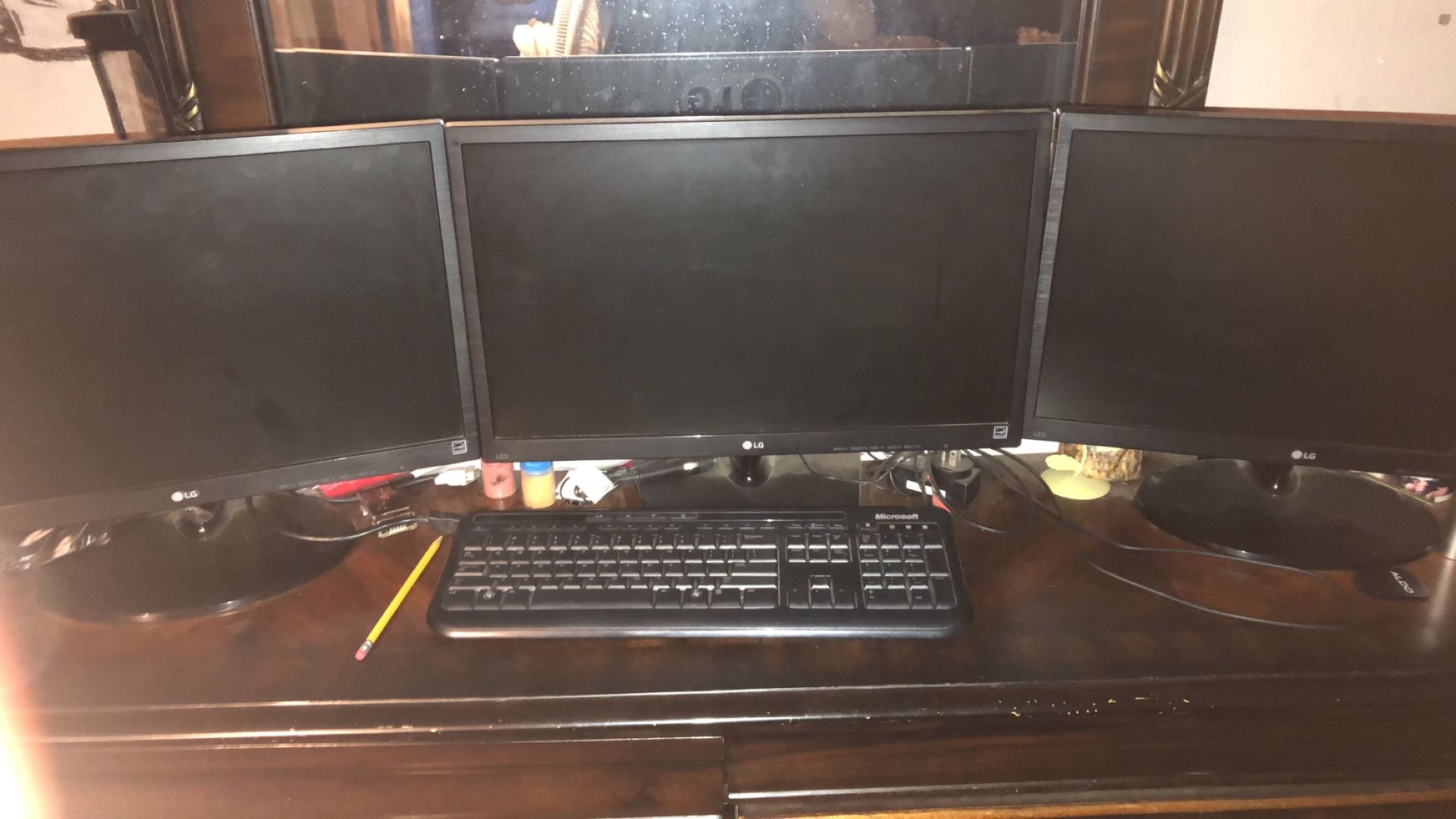 LG Computer monitors
