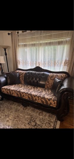 Premium leather couches