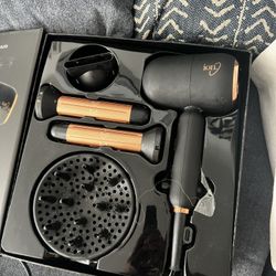 Ion Luxe 4-In-1 Autowrap Airstyler