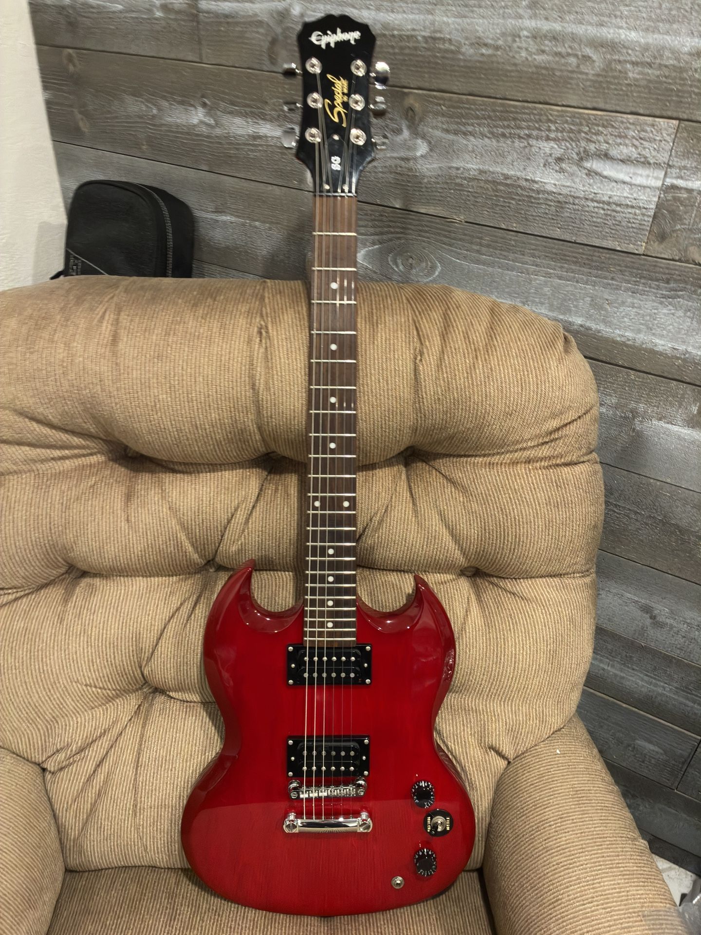 Epiphone SG Special Guitar -  a Beauty!