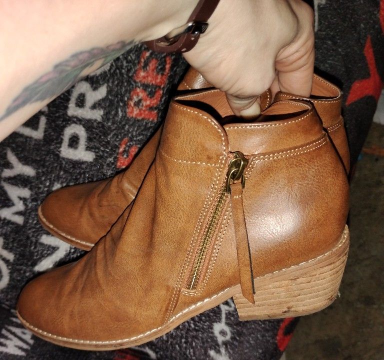 Beast Brand Women's Boots