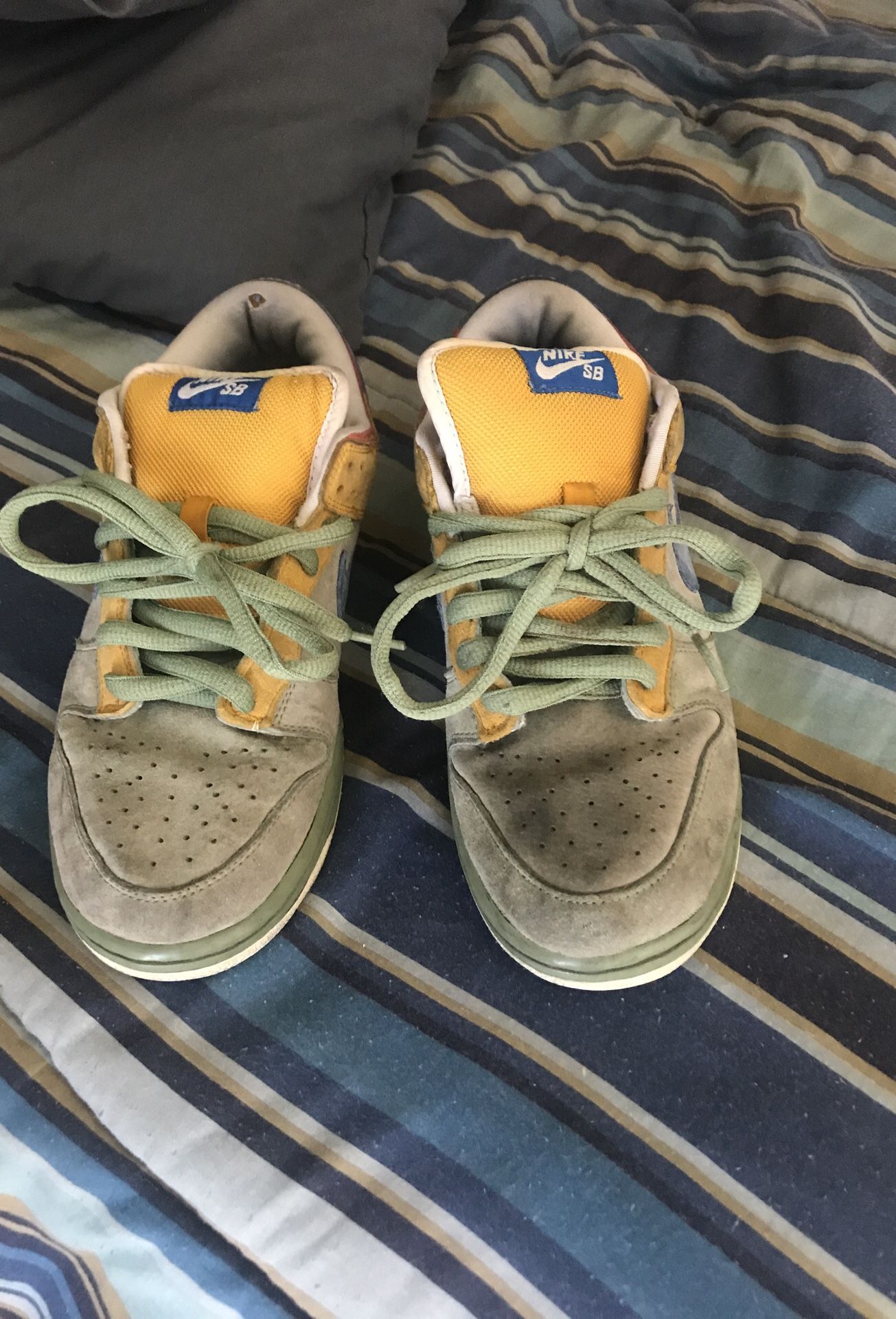 Puff n stuff sbs nike dunk low for Sale in Los Angeles, CA - OfferUp