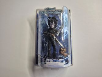 Edward Scissorhands figure