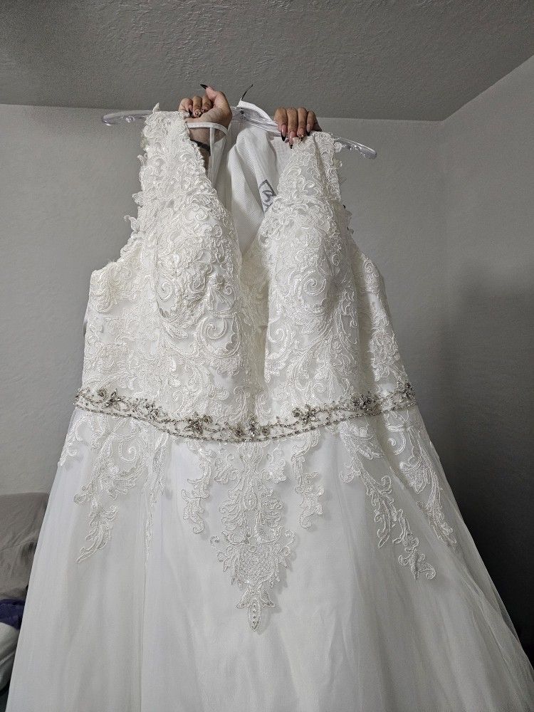 Wedding Dress Size 26